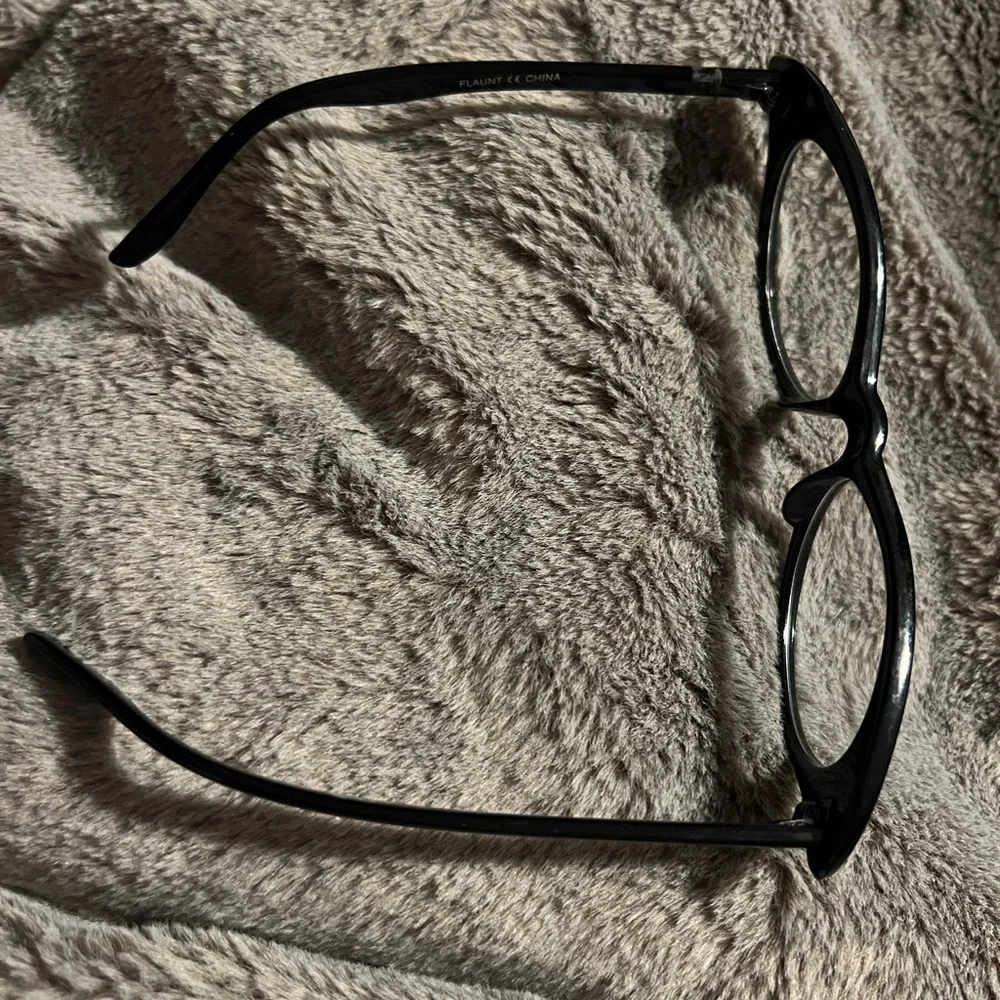 Vintage costume Early 2000s Black Rinestone Clear Lens 50s 60s Retro cat eye